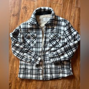 Sage shacket Sherpa lining